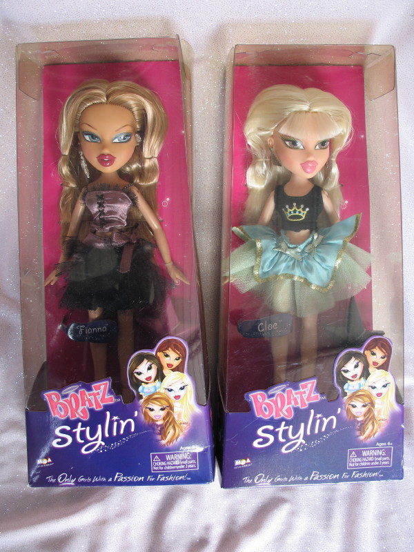 MGA Bratz Doll TLC Lot of shops 10